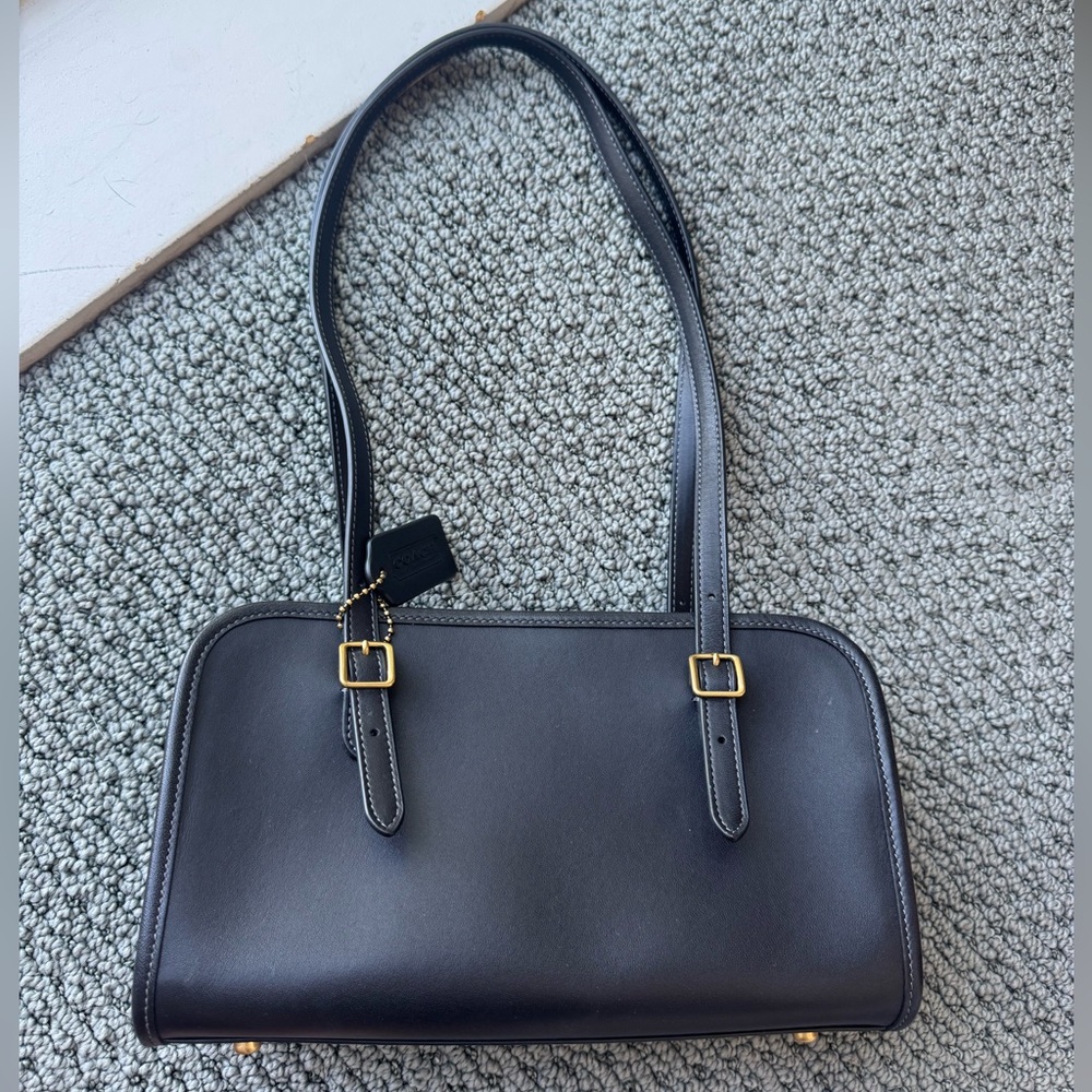 Coach Swing Zip